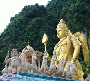 Waschhaus mit Statue