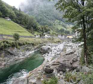 Verzascafluss bei Sonogno