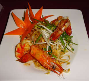 Phat Thai mit Tiger Prawns