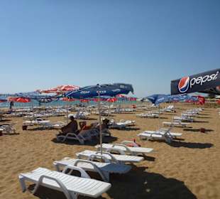 Strand, ca. 10km entfernt