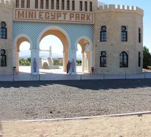 Mini Egypt Park