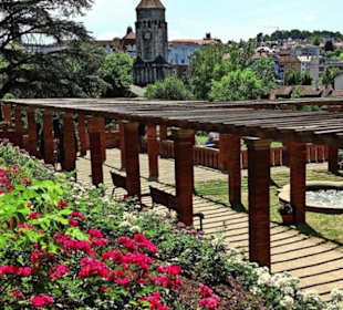 Brunnen im Rosengarten Villa Berg