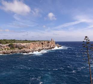 Raue Winden stürmen hinein