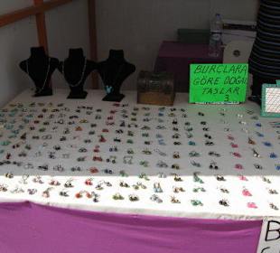 Sonntagsmarkt in Hafen