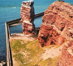 Lange Anna und Schutzmauer Nordwestküste