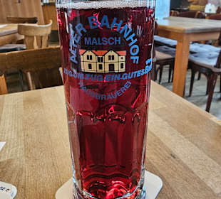 Johannisbeersaftschorle