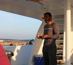 Mo beim Briefing morgens