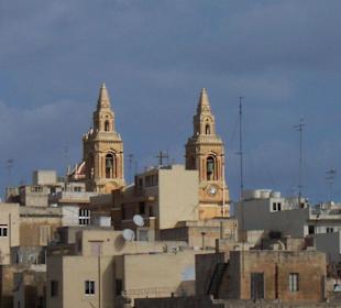 Eine der vielen Kirchen von Sliema