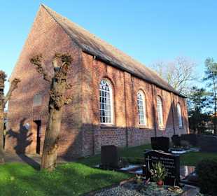 Blick auf die Pogumer Kirche
