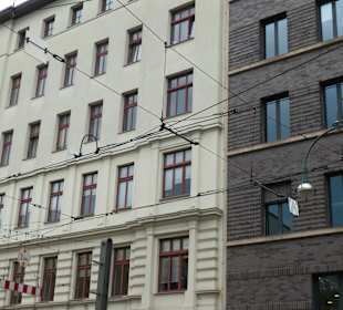 Blick vom Hasselbachplatz zur Hallische Straße