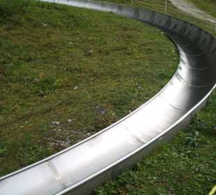 Die Rinne für die schnelle Fahrt 