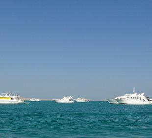 Boote auf dem Meer 