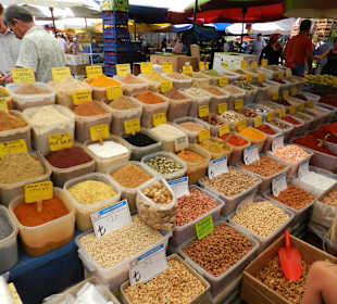 Marché aux fruits et légumes de Kusadassi