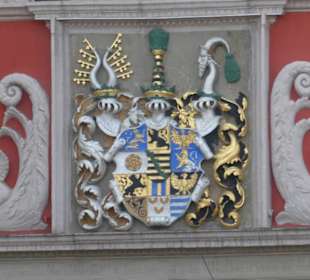 Wappen am Renaissanceportal (Nordseite)