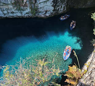 Melissani See mit Tropfsteinhöhle