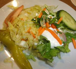 Beilagensalat im Restaurant "Zum Griechen"