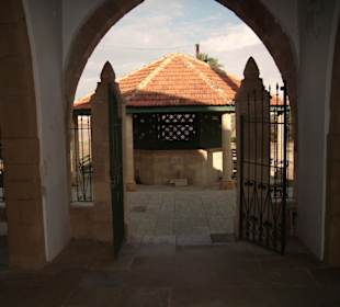 Brunnen zur rituellen Fusswaschung