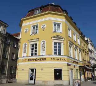 Green Caffe Nero in der Krakowskie Przedmieście 27