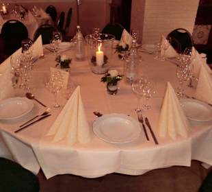 Festlich gedeckter Tisch