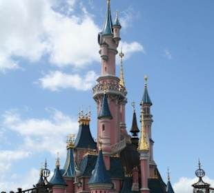 Zamek Śpiącej Królewny - symbol Disnaylandu