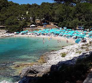Badebucht ca. 500 Meter rechts vom Family Hotel Vespera mit 