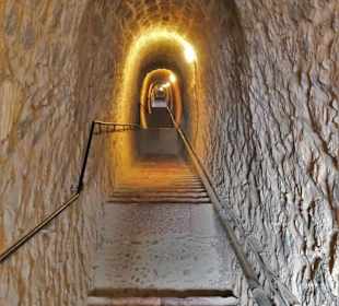 Der "Weg der 1000 Stufen" zum Fort Liberia