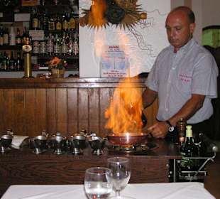 Chef flambiert