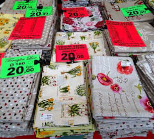 Rundgang über den Wochenmarkt von Limone