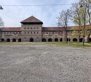 Gewaltiger Platz im Inneren