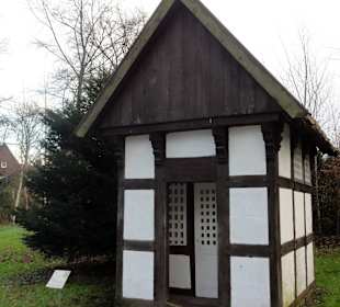 Kleines Heiligenhäuschen