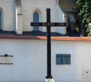 Denkmal zum Gedenken an Katyń