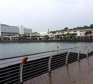 Vivo City Mall vom Sentosa Board Walk