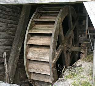 Bei der Glockenschmiede am Thoraubach