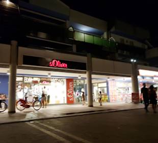 Geschäfte am späten Abend