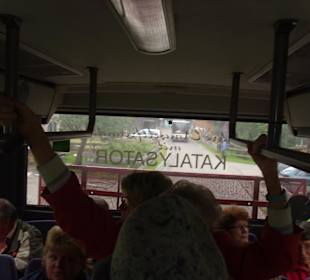 Die Busse sind zum Teil total überfüllt