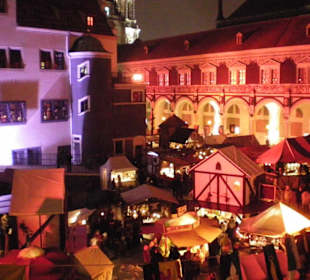 Weihnachtsmarkt im Stallhof Dresden