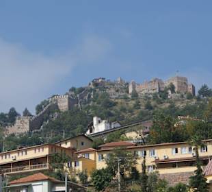 Burg von Alanya vom Boot aus