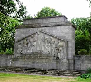 Kriegerdenkmal auf dem Nordfriedhof