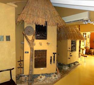 Exponate des Kura Hulanda Museums