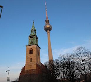 Turm von St. Marien und TV-Turm