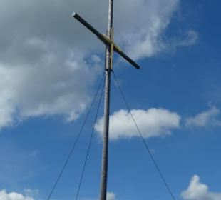 Am Gipfel / Gipfelkreuz vom Kreuzberg