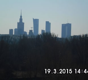 Warszawski Skyline z praskiej strony.