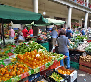 Rundgang durch die Markthalle von Funchal
