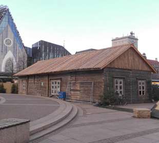 Die Finnen beim Gewandhaus.
