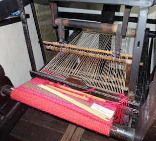 Webrahmen im Mühlenhaus des Freilichtmuseums