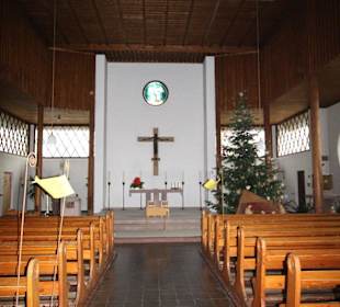 Blick in das Kirchenschiff