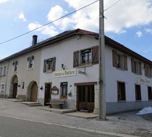 Auberge de la Distillerie, Chapelle des Bois