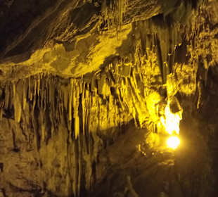 Dim Höhle