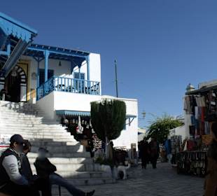 Die blau-weiße Künstlerstadt