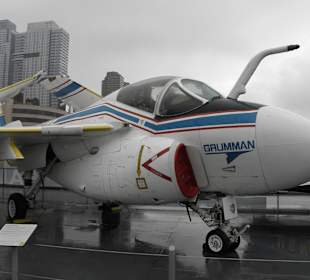 Intrepid Flugzeugträger